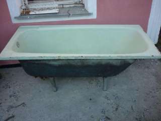 Приобретем чугунные батареи; Вынос/Вынос ванн