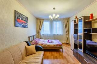 Сдам однокомнатную квартиру Карла Маркса, 2