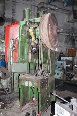 Пресс КД2126 крив