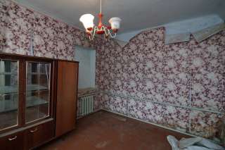 1/2 дома на участке 2,5 сотки и центральными коммуникациями