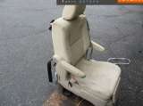 Автокресло сидение для пассажира колясочника для автомобиля Toyota Raum модельный ряд NCZ20