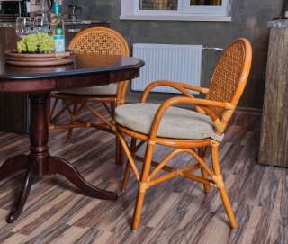 Стул из натурального ротанга обеденный