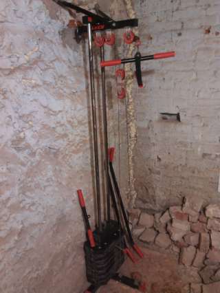 Блоковый тренажер пристенный Leco-IT Starter гп044110