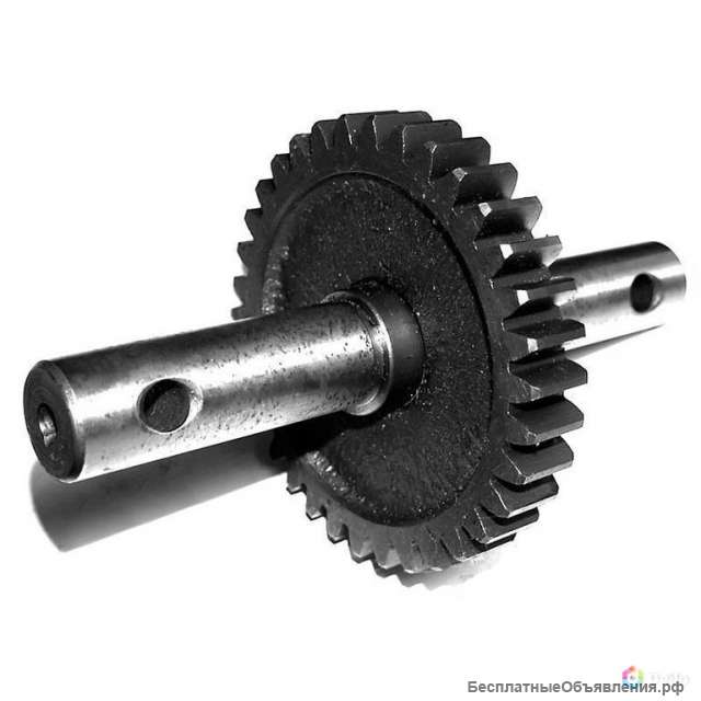 Выходной вал с шестерней для мб салют