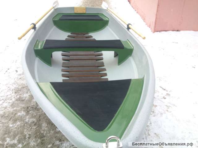 Моторно-гребная лодка Шарк-408