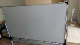 Магнитно-маркерная доска на колесиках