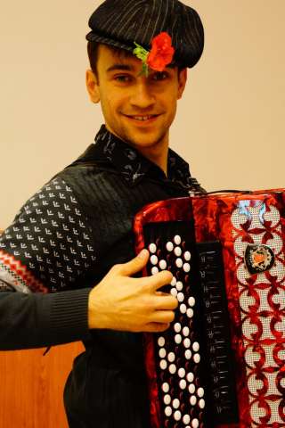 Репетитор по музыке