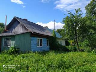 Деревенский дом с участком