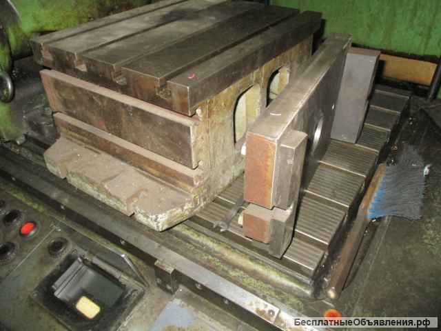 Станок универсальный координатно-расточной 2Д450