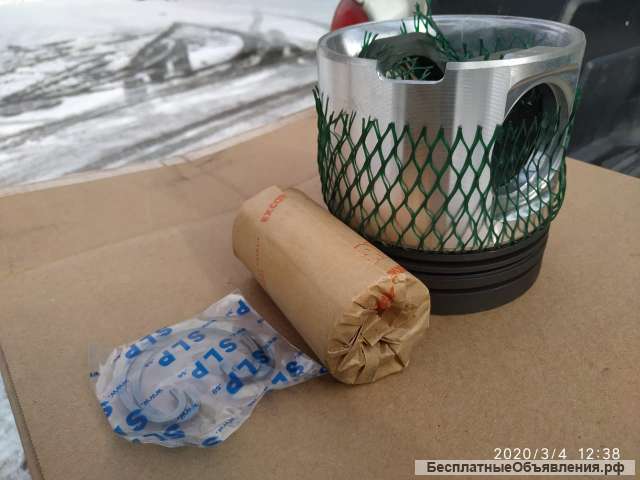 Поршень MAHLE ORIGINAL (131L10)