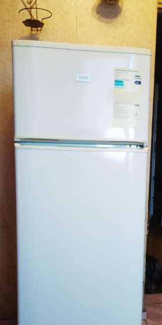 Холодильник б/у Zanussi (на дачу, в квартиру)