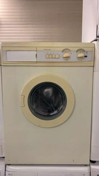 Стиральная машина Electrolux WH 3400