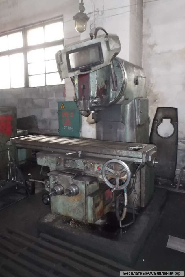 Вертикально-фрезерный станок ВМ 127