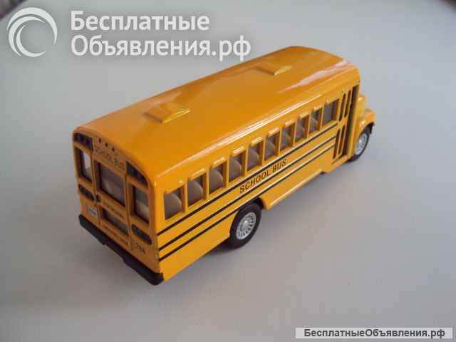 Американский школьный автобус