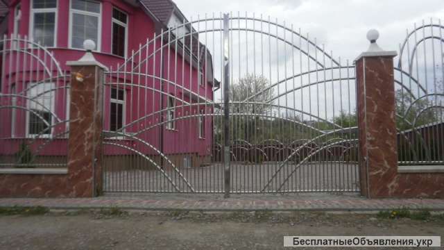 Изделия из нержавейки и кованой стали: ворота, перила, балконы, заборы, козырьки