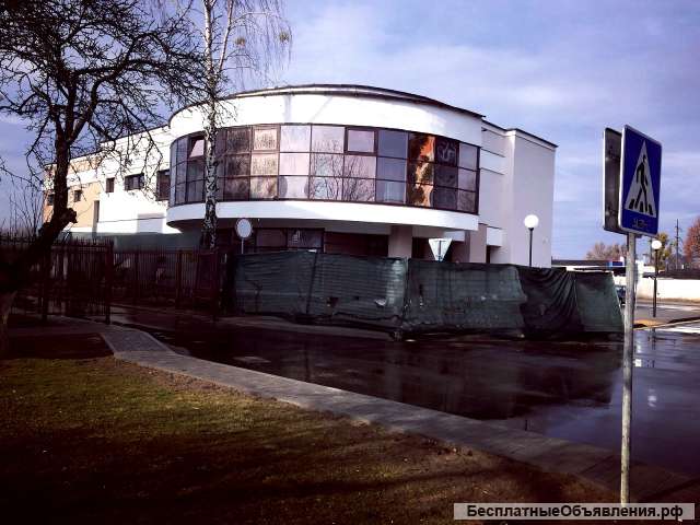 Здание. Кафе.