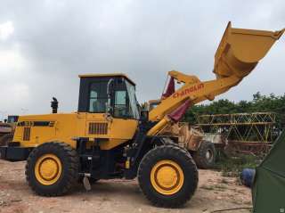 Фронтальный погрузчик Changlin 933