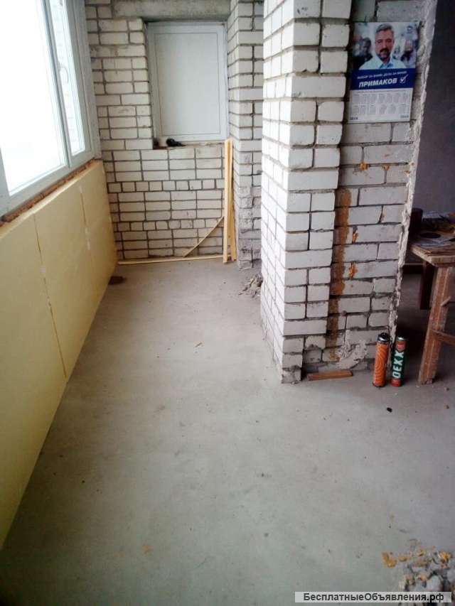 3 комнатная квартира с большой кухней в хорошем доме