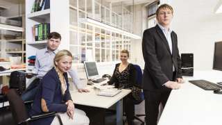 Регистратор-консультант заявок в офис