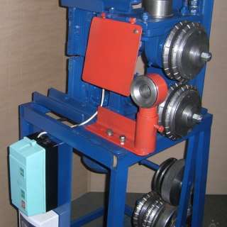 Станок «Кабель-001» для отделения с кабеля наружных металлических покровов