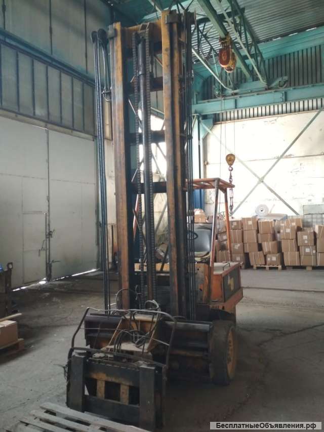 Погрузчик-штабелер Балканкар