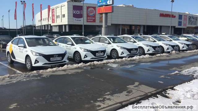 Водитель в такси