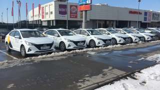 Водитель в такси