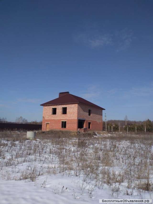 Двухэтажный жилой дом 260 кв.м. По ул. Камыши хвощи.