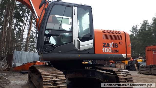 Габаритный экскаватор Hitachi ZX180LCN-3