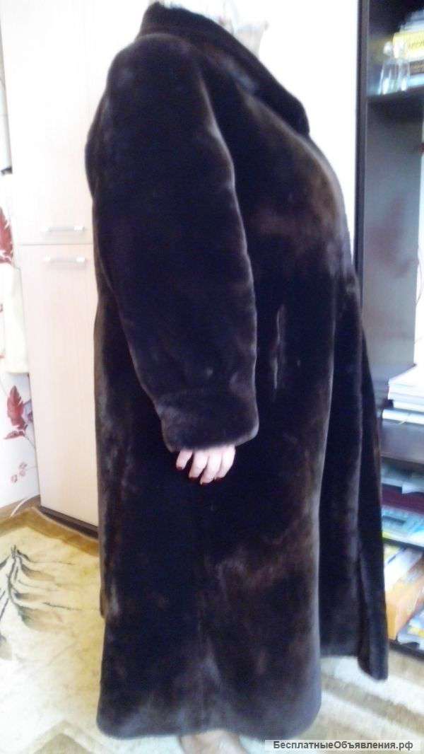 Шуба из мутона б/у