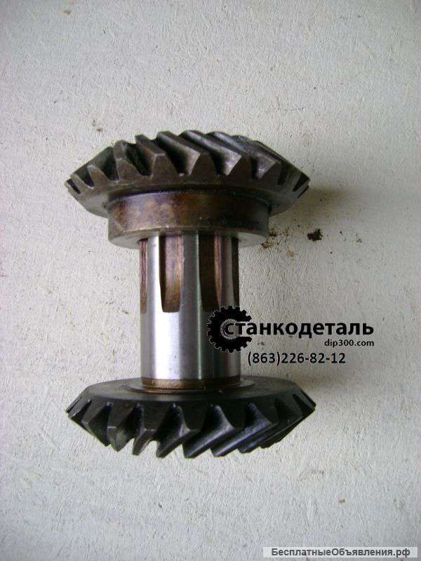 Запчасти на токарно карусельный станок 1541, 1531М