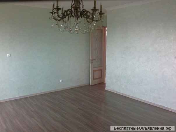 Поклейка обоев, все работы