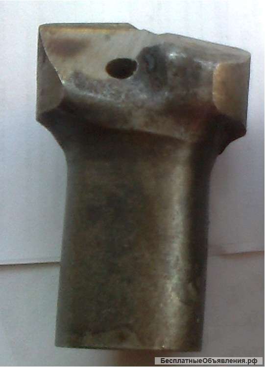 Коронки Реализуем со склада коронки буровые сл. марок