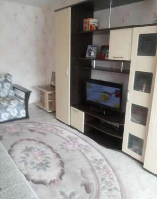 Ул. Парашютная 64