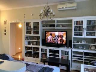 1- комнатную квартиру