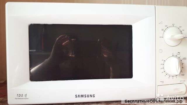 Микроволновая печь SAMSUNG-M1712NR