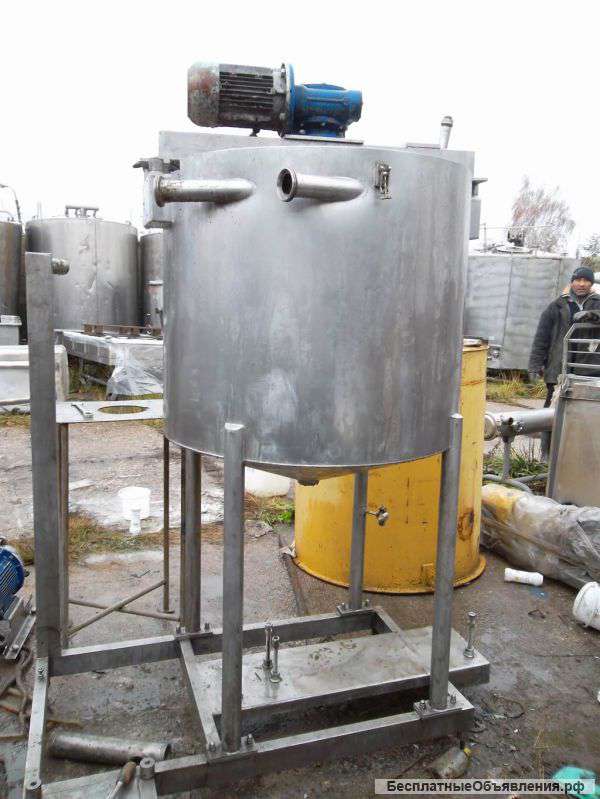 Емкость нержавеющая, объем 600л