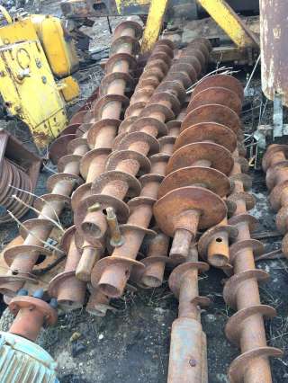 Шнеки, штанги переходные замки, коронки, шарошки, пневмоударник и т.д.