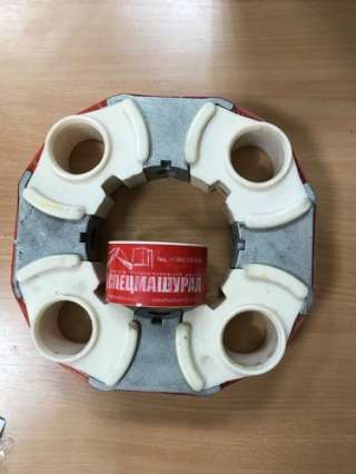 Муфта гидронасоса для New Holland Kobelco SK912, SK850