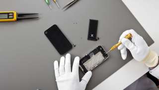 Замена аккумулятора дисплея iPhone. Выездной ремонт