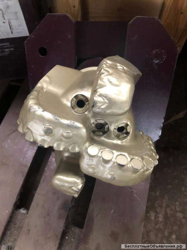 Долото PDC 220,7 FD388 MH-A175 ВБМ