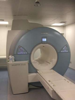 Магнитно резонансный томограф Siemens MAGNETOM Avanto 1,5 Тл ECO