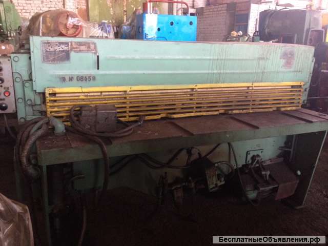 Кривошипные листовые ножницы с наклонным ножом НД-3316Г