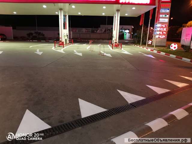 Нанесение дорожной разметки