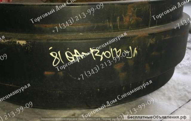 Колесо направляющее 81QA-13010 для Hyundai R380LC-9