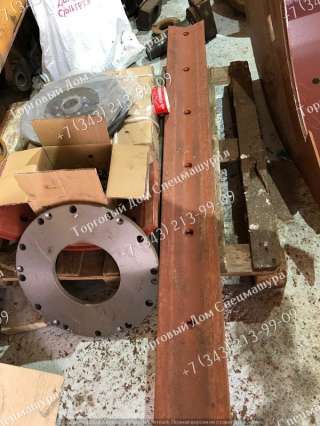 Нож среднего отвала 1222х130 мм для автогрейдера ДЗ-122, ДЗ-143