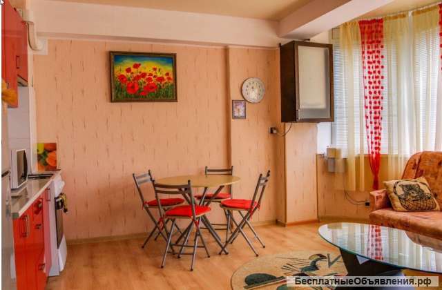 Дом в Ялте 4 этажа, 750 метров до набережной