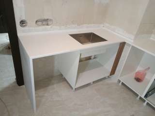 Столешница из искусственного камня