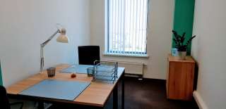 Компания предлагает в аренду офис на 2 рабочих места в БЦ Голден Гейт