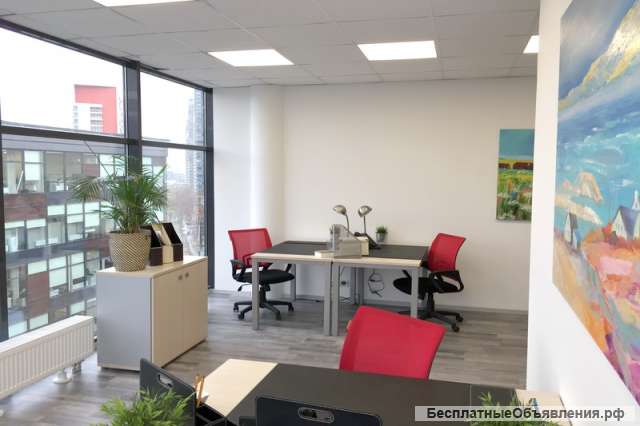 Сдается в аренду одно рабочее место в офисе с окном в ДК Сириус Парк